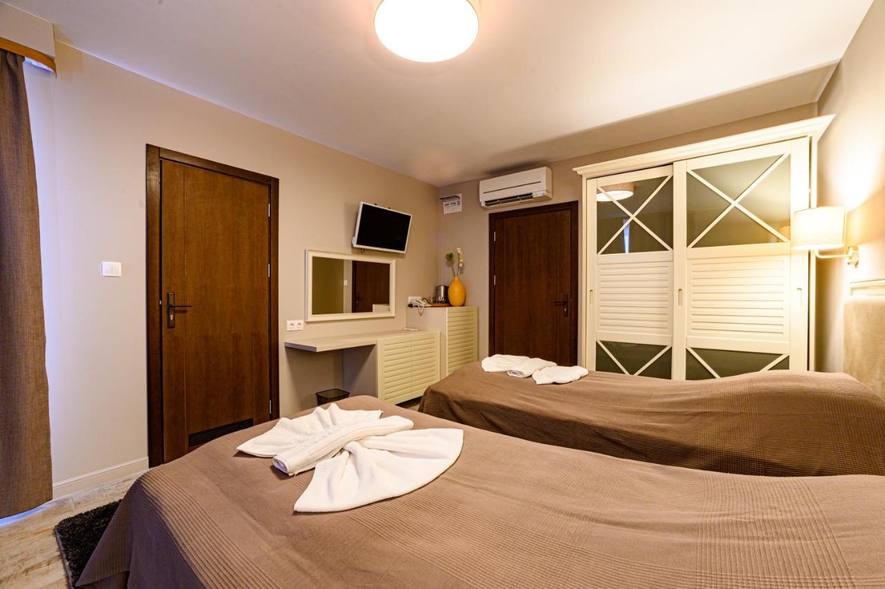 Antique Boutique Hotel Pavel Banya Ngoại thất bức ảnh