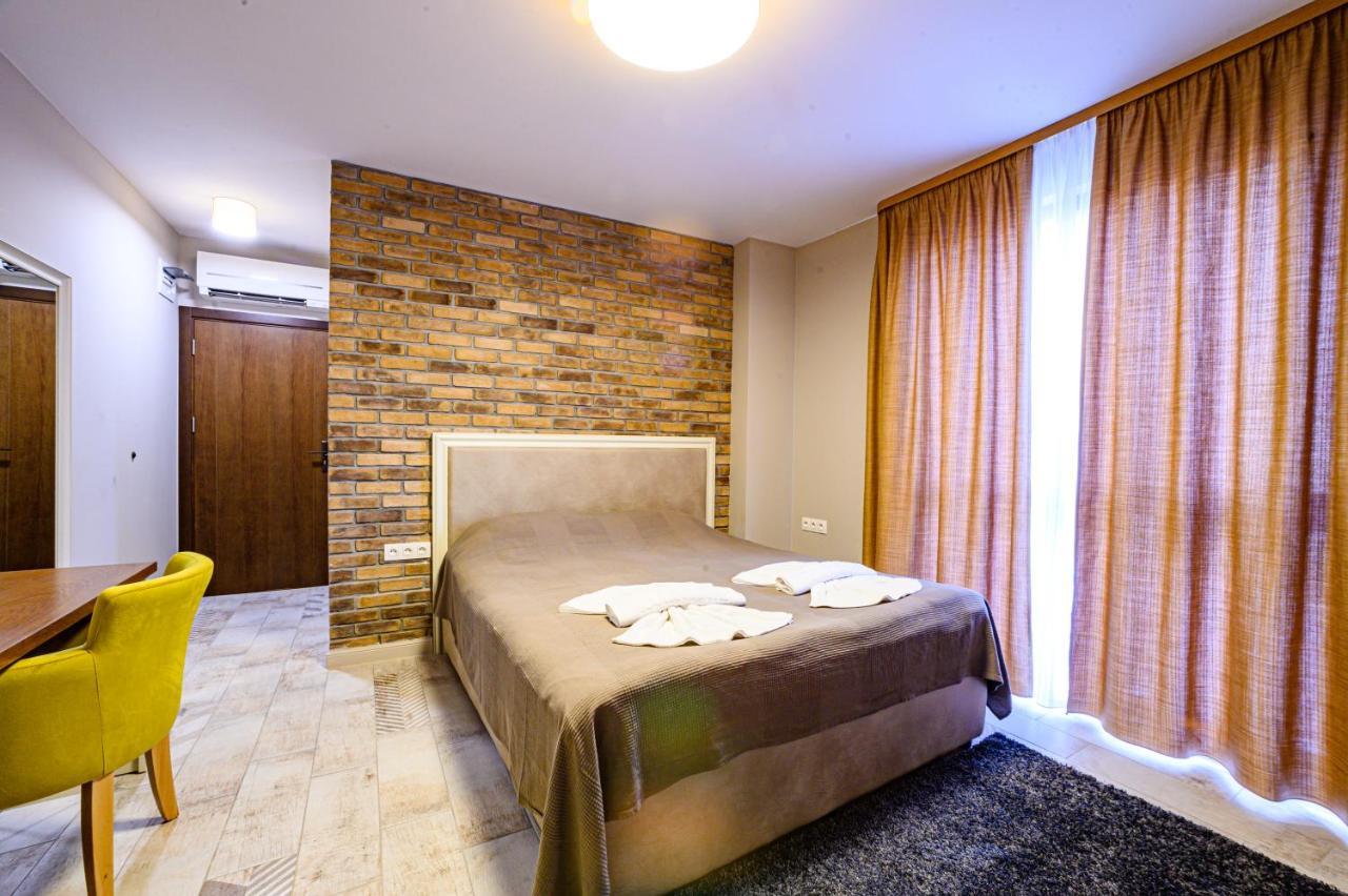 Antique Boutique Hotel Pavel Banya Ngoại thất bức ảnh