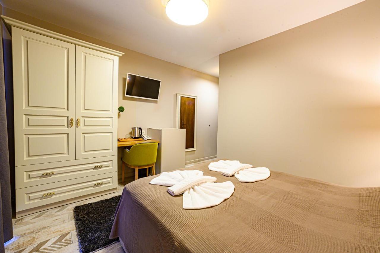 Antique Boutique Hotel Pavel Banya Ngoại thất bức ảnh