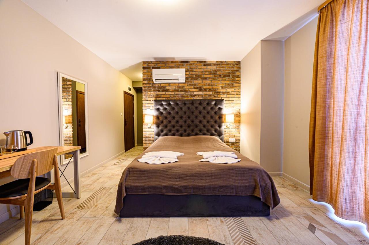 Antique Boutique Hotel Pavel Banya Ngoại thất bức ảnh