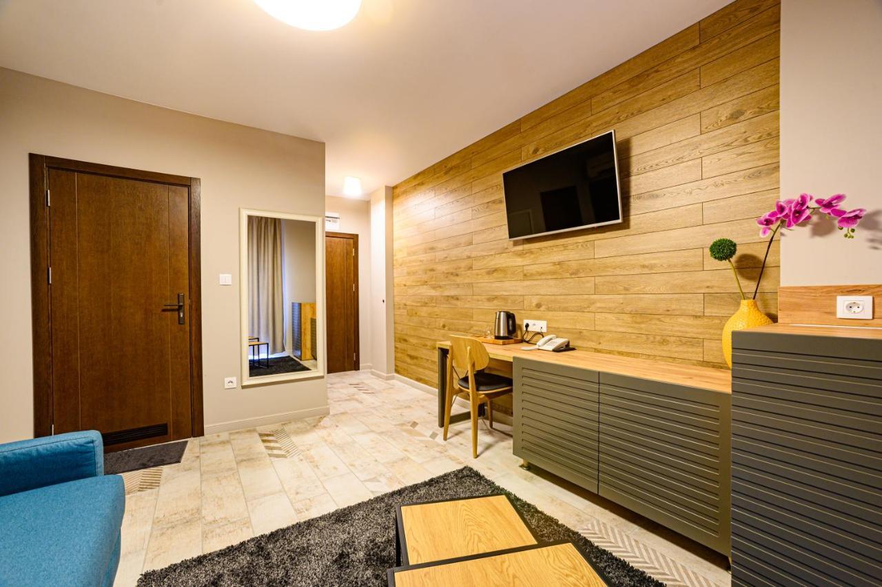 Antique Boutique Hotel Pavel Banya Ngoại thất bức ảnh
