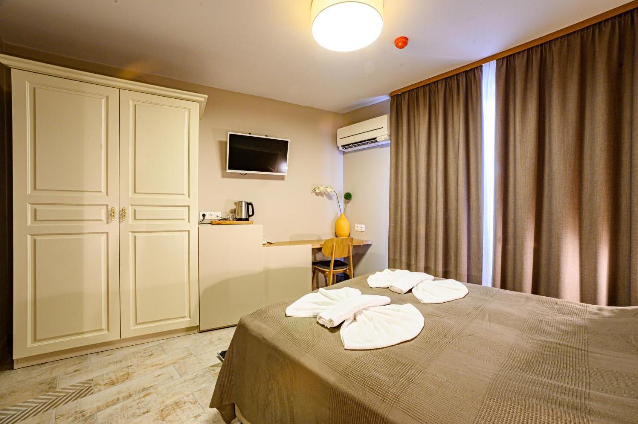 Antique Boutique Hotel Pavel Banya Ngoại thất bức ảnh