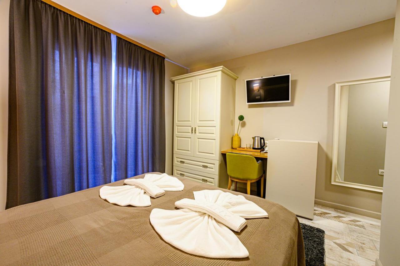Antique Boutique Hotel Pavel Banya Ngoại thất bức ảnh